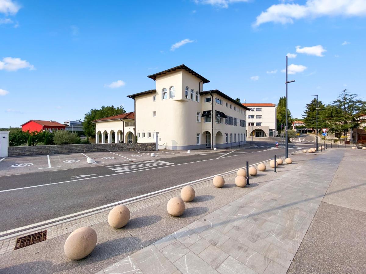 Toscanina Garni Hotel Dobrovo Exteriér fotografie