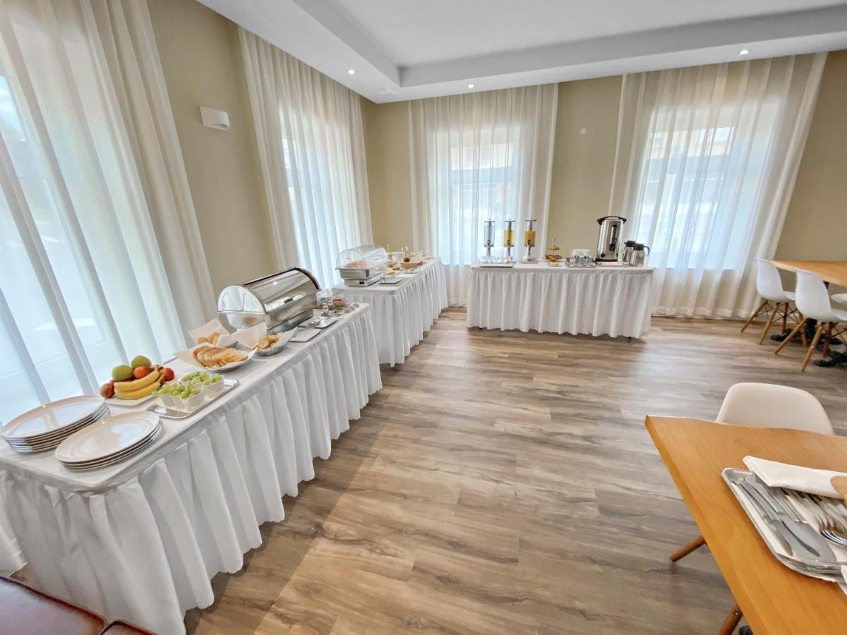 Toscanina Garni Hotel Dobrovo Exteriér fotografie